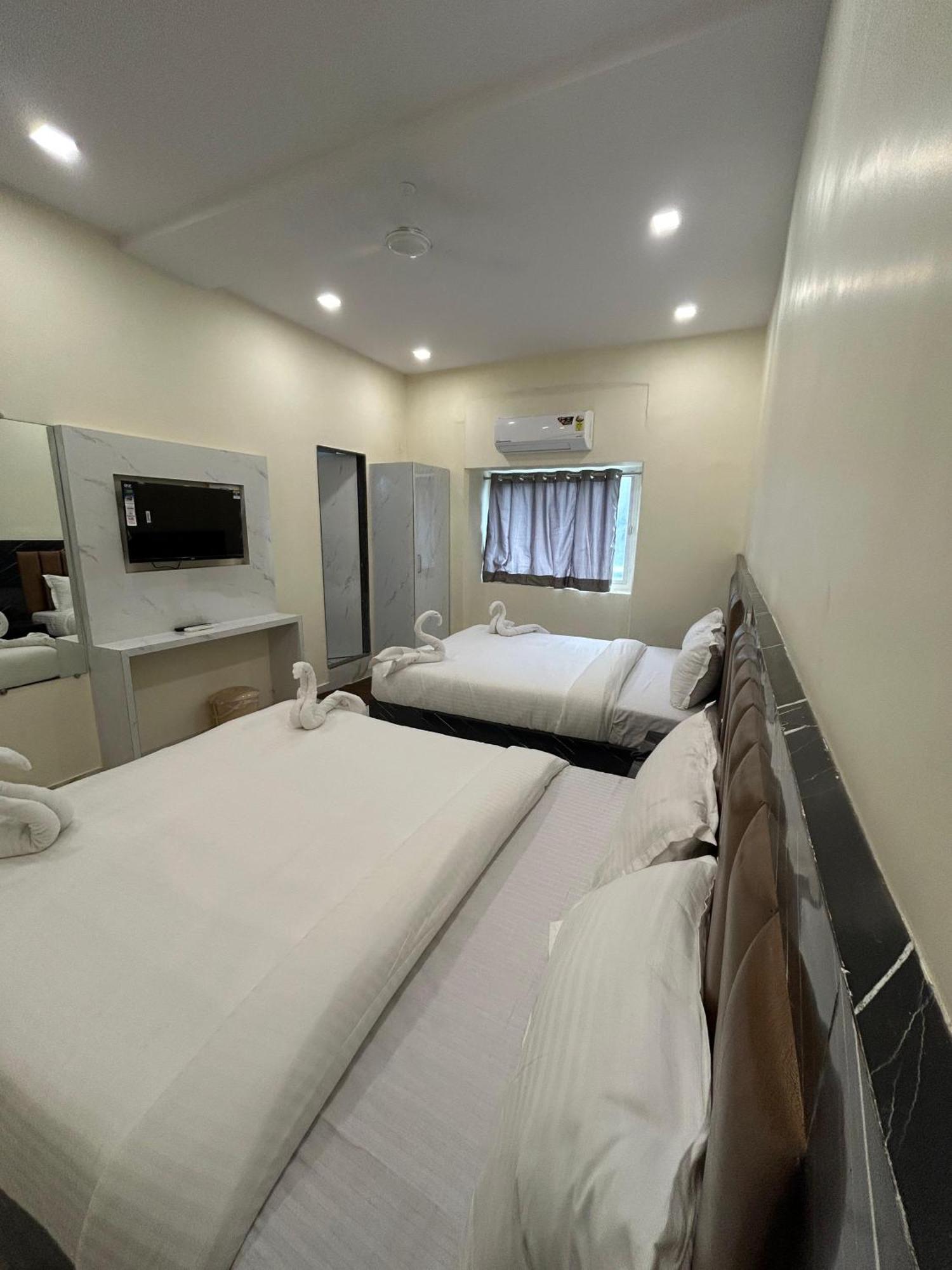 Hotel Rinza Residency 孟买 外观 照片