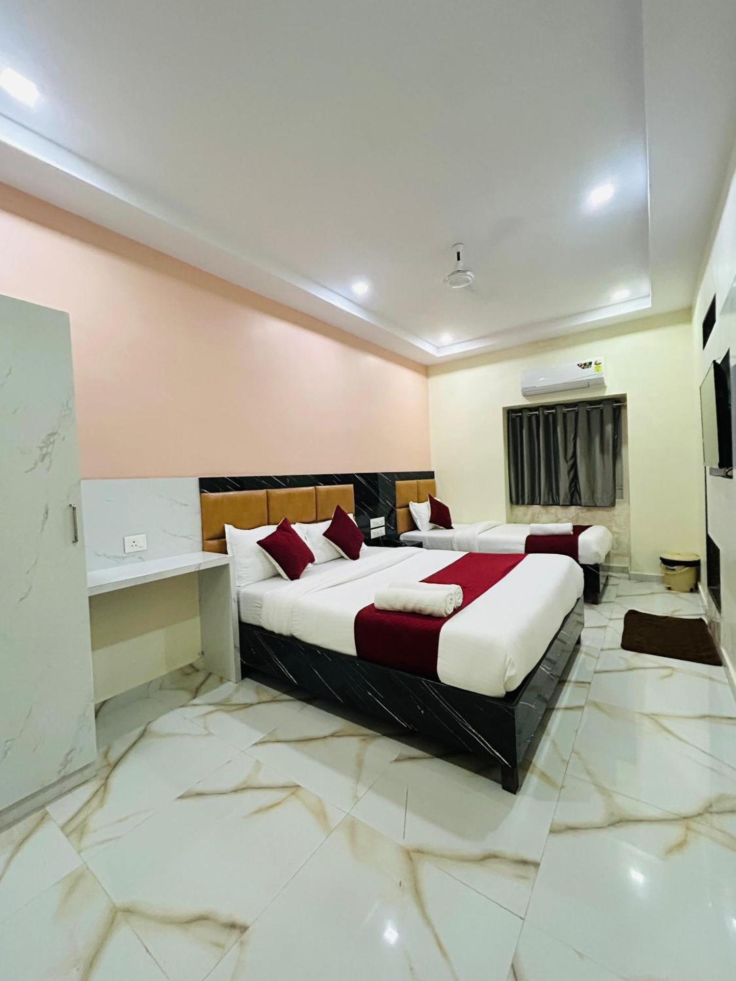 Hotel Rinza Residency 孟买 外观 照片