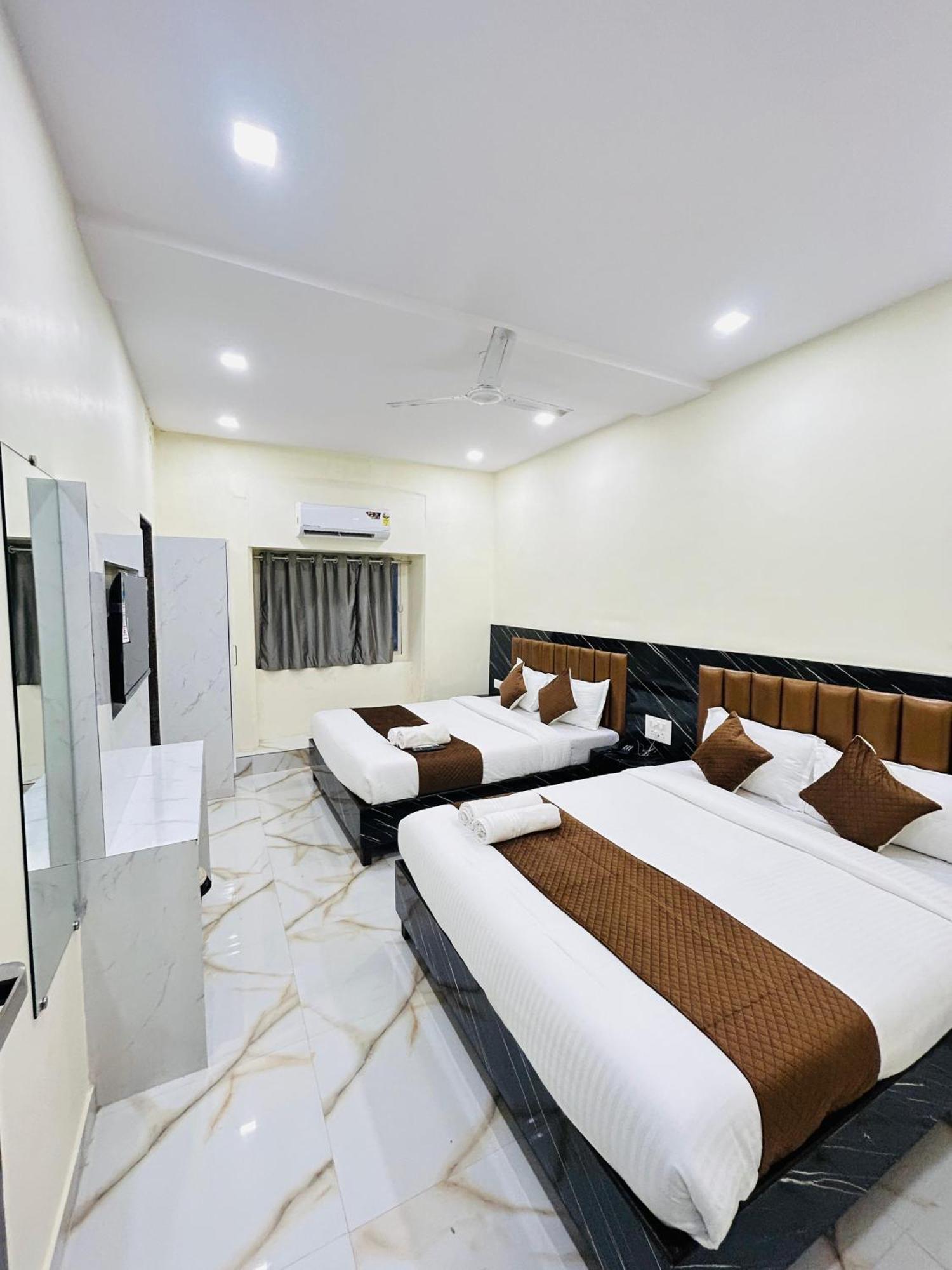 Hotel Rinza Residency 孟买 外观 照片